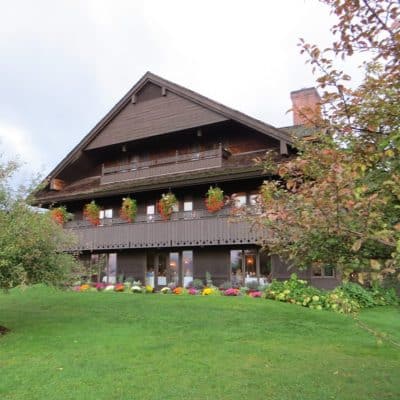 1200-Lodge_Fall_AutumnCopy9-400×400